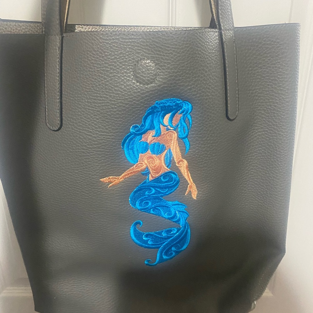 2 embroidered totes